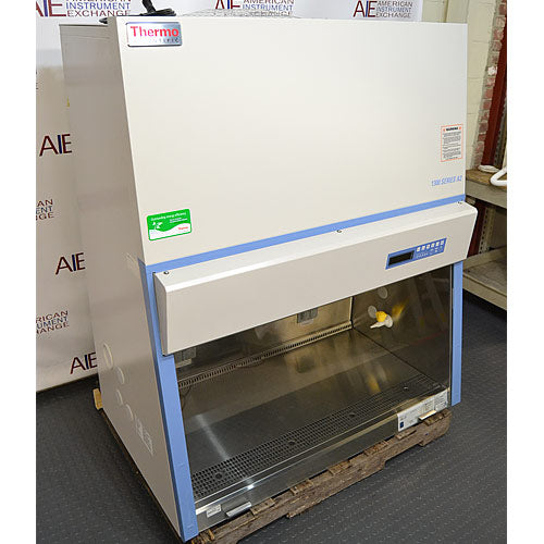 Thermo Scientific 1305 biosafety cabinet