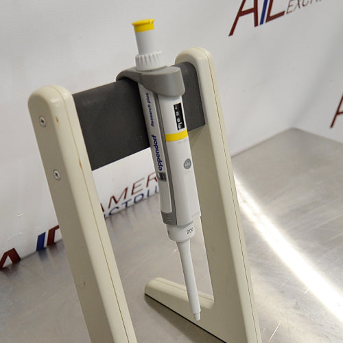 Eppendorf Research plus 200