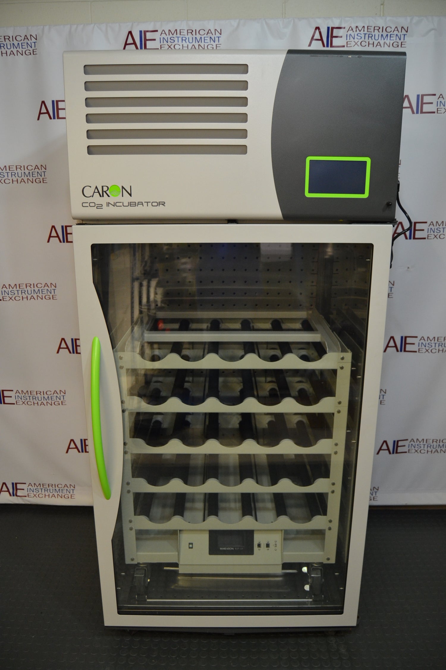 Caron Incubators