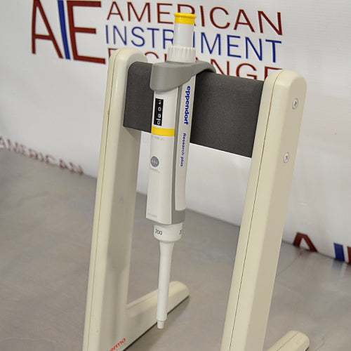 Eppendorf Research plus 200