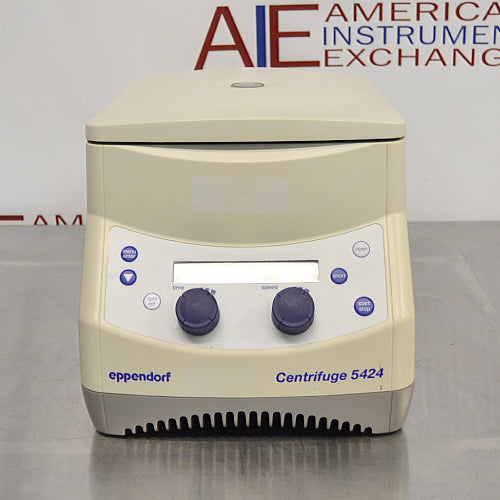 Eppendorf 5424 microfuge - 230V benchtop centrifuge, beige color, with control buttons on the front panel.