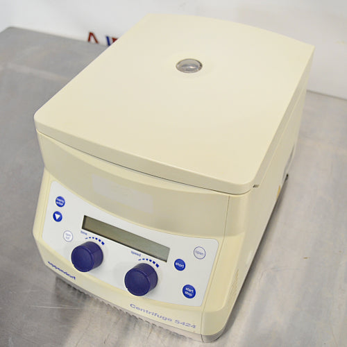 Eppendorf 5424 microfuge - 230V benchtop centrifuge, beige color, with control buttons on the front panel.