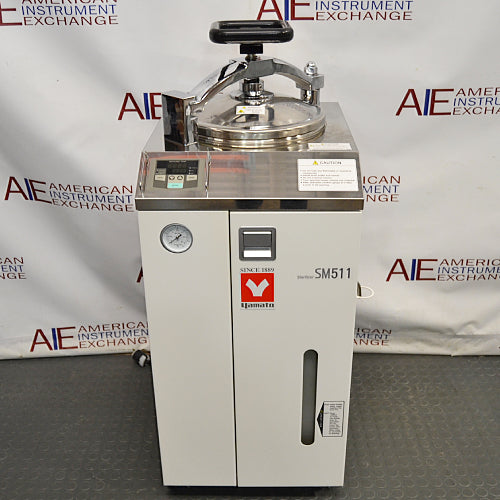 Yamato Scientific SM511 vertical steam sterilizer autoclave with top clamp handle and pressure gauge