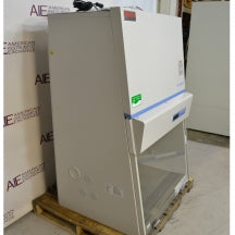 Thermo Scientific 1321 Biosafety Cabinet