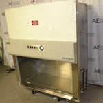 Nuaire 425-400 biosafety cab