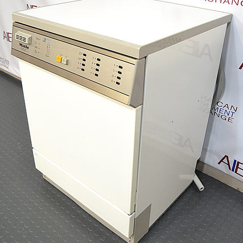 Miele G7783 Multitronic glassware washer