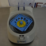 Benchmark C1012 centrifuge