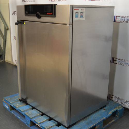 Memmert UF260 Plus Oven